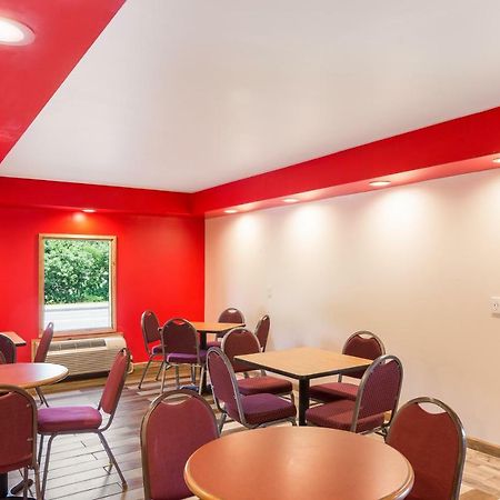 Econo Lodge Pigeon Forge Buitenkant foto