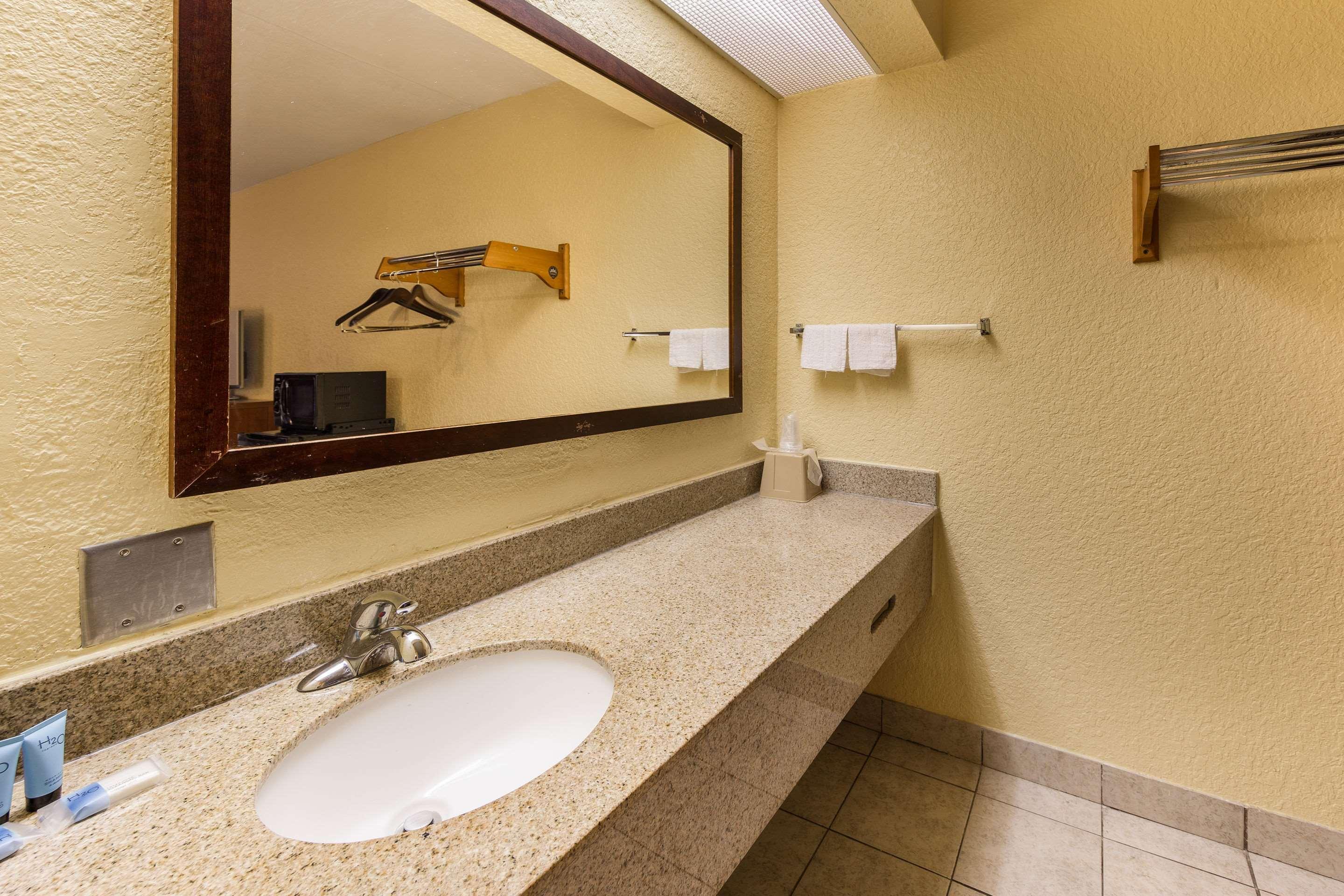 Econo Lodge Pigeon Forge Buitenkant foto