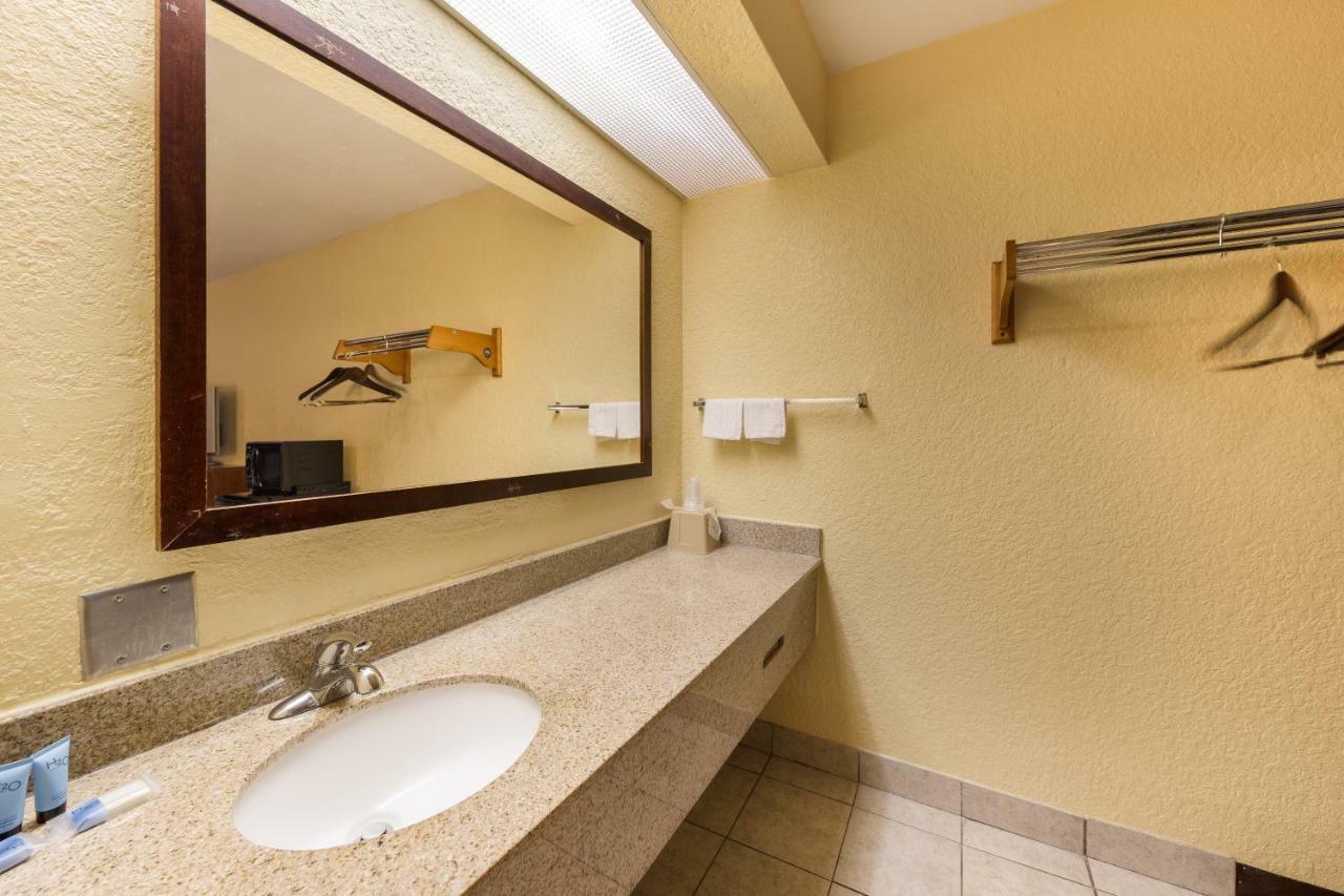 Econo Lodge Pigeon Forge Buitenkant foto