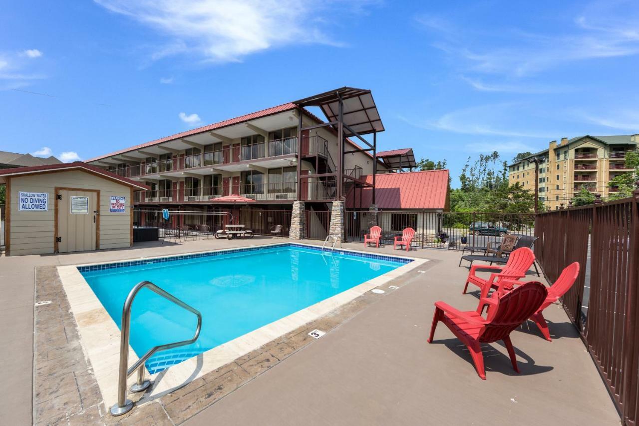 Econo Lodge Pigeon Forge Buitenkant foto